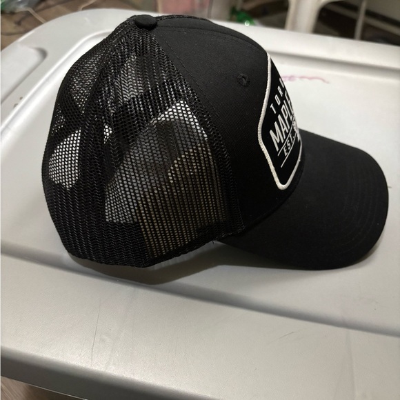 Toronto Maple Leafs Black Cap - Picture 3 of 3